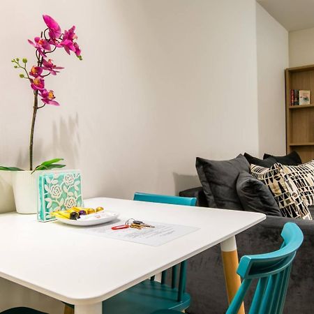 Toni'S Studio Syntagma, 1 Min From Metro Station 雅典 外观 照片