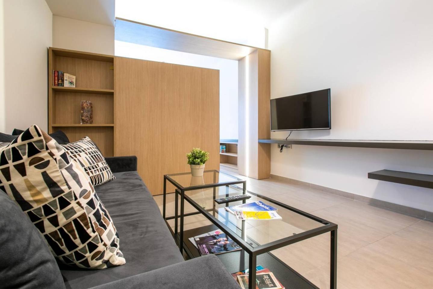 Toni'S Studio Syntagma, 1 Min From Metro Station 雅典 外观 照片