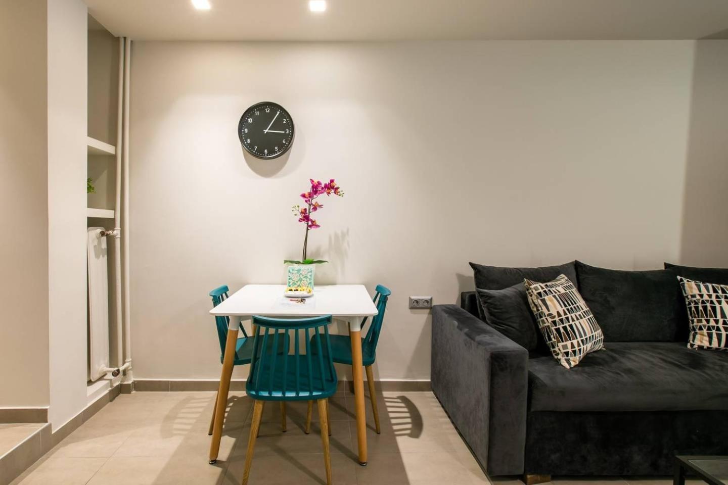 Toni'S Studio Syntagma, 1 Min From Metro Station 雅典 外观 照片